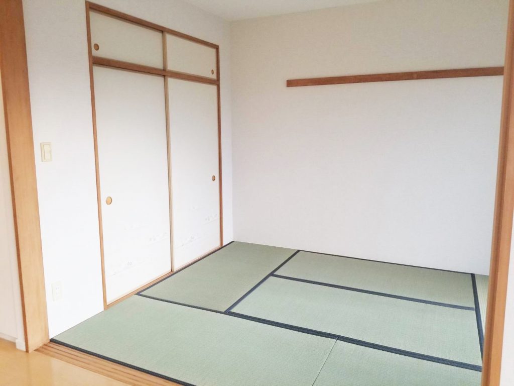 クロス貼替え